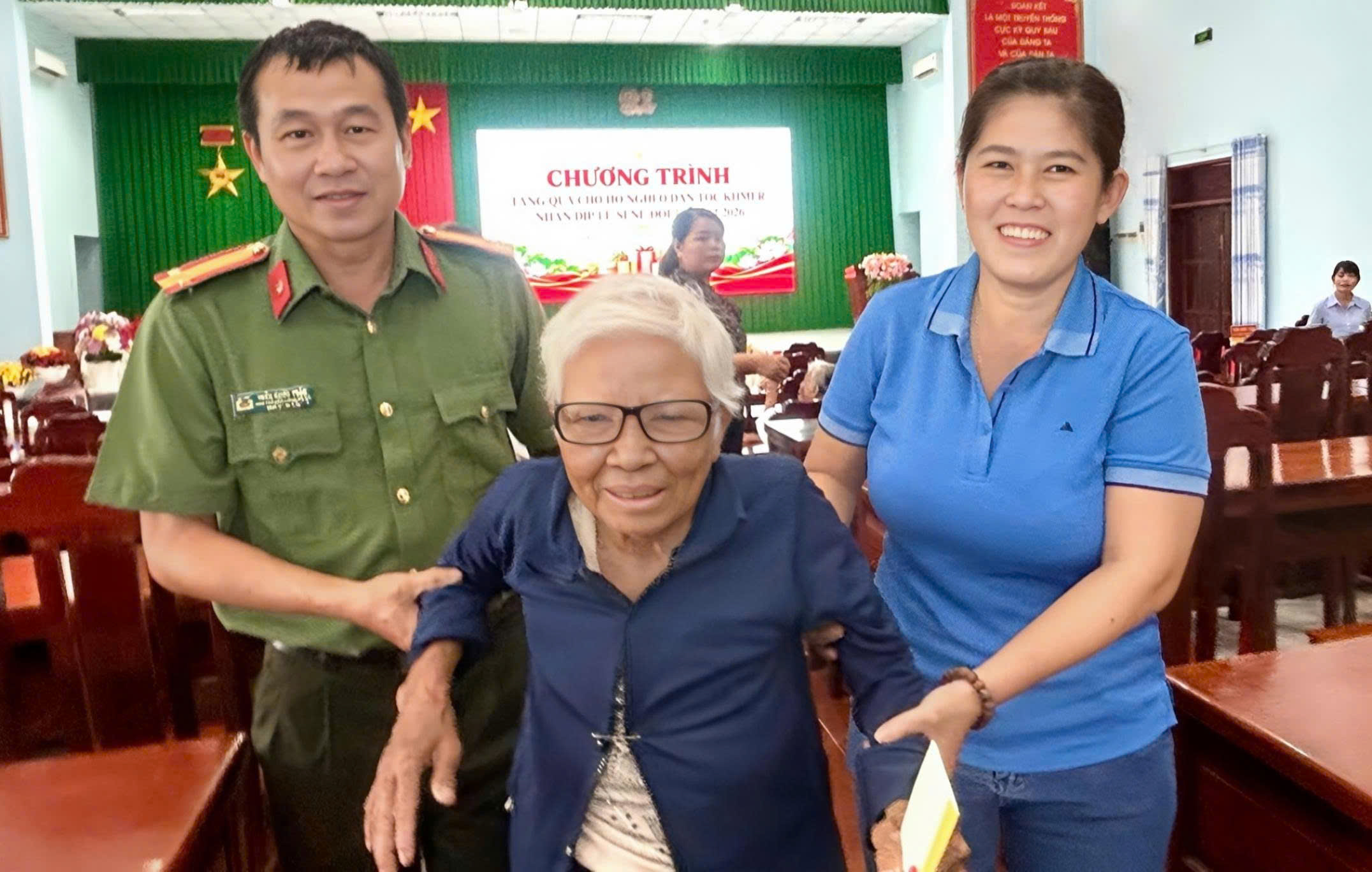 PGD HANH TANG QUA SENDOLTA 7