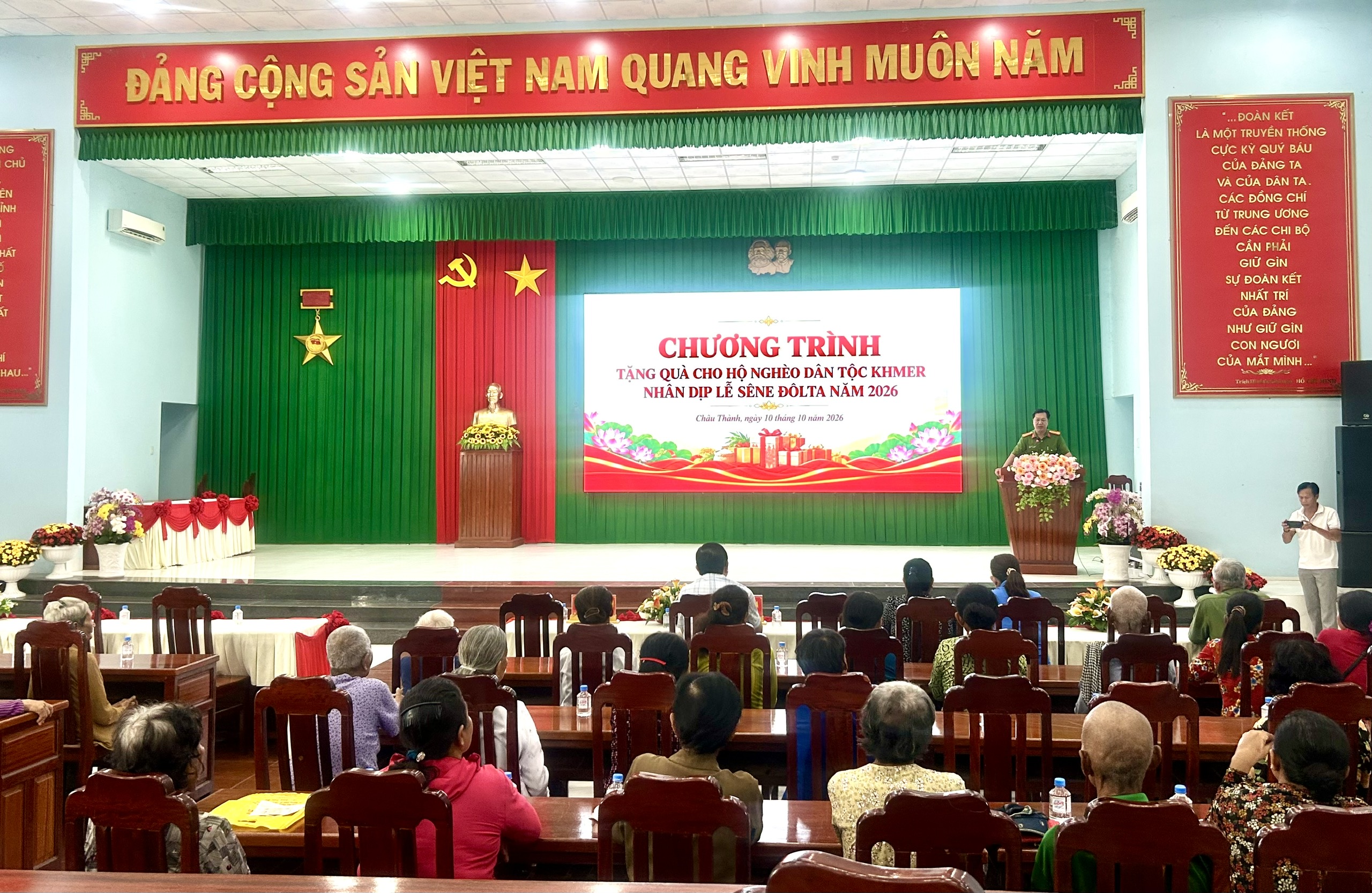 PGD HANH TANG QUA SENDOLTA