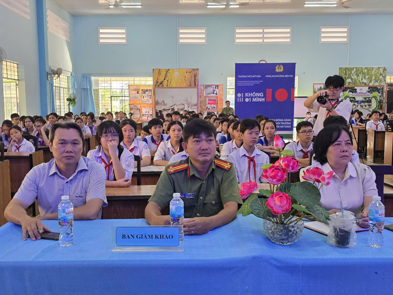 Quang cảnh buổi tuyên truyền