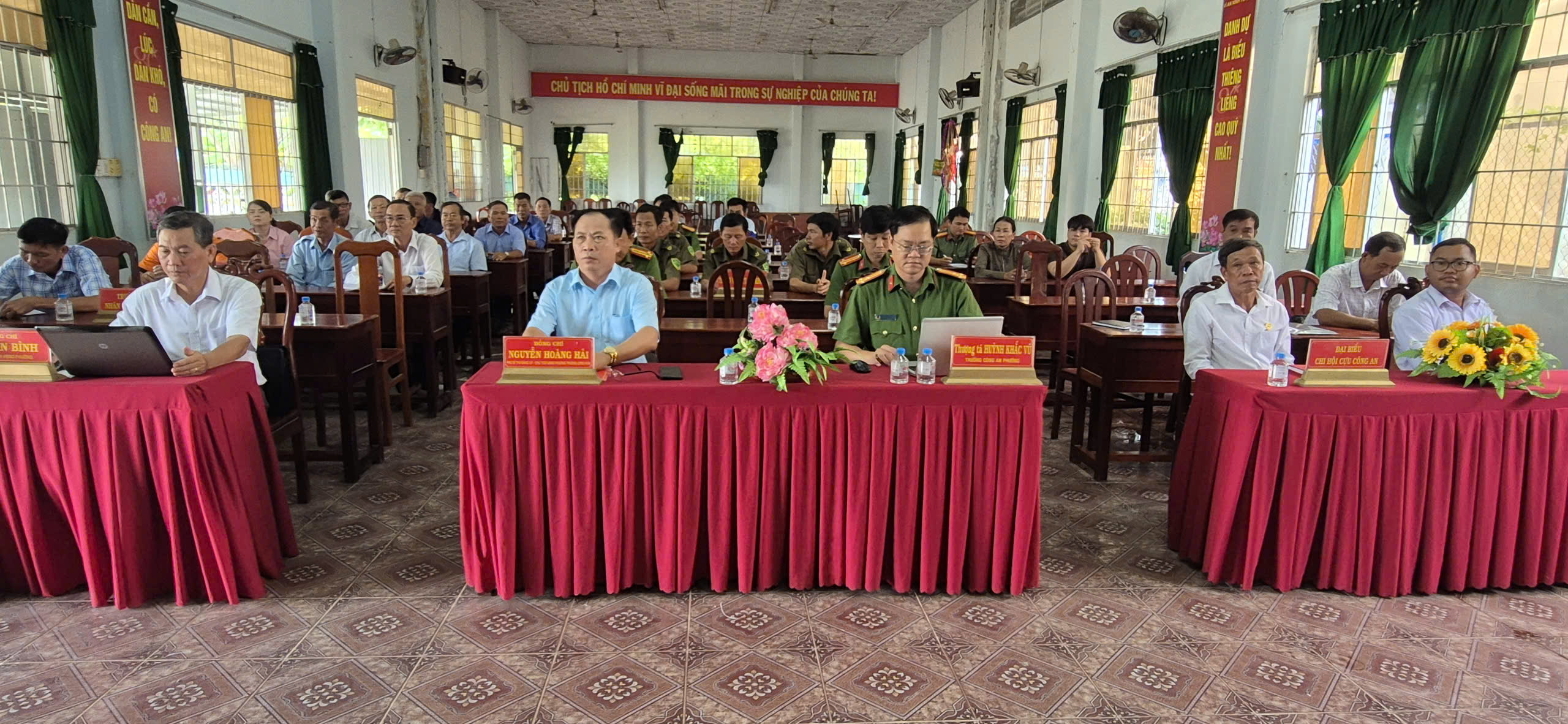 quang cảnh hội nghị