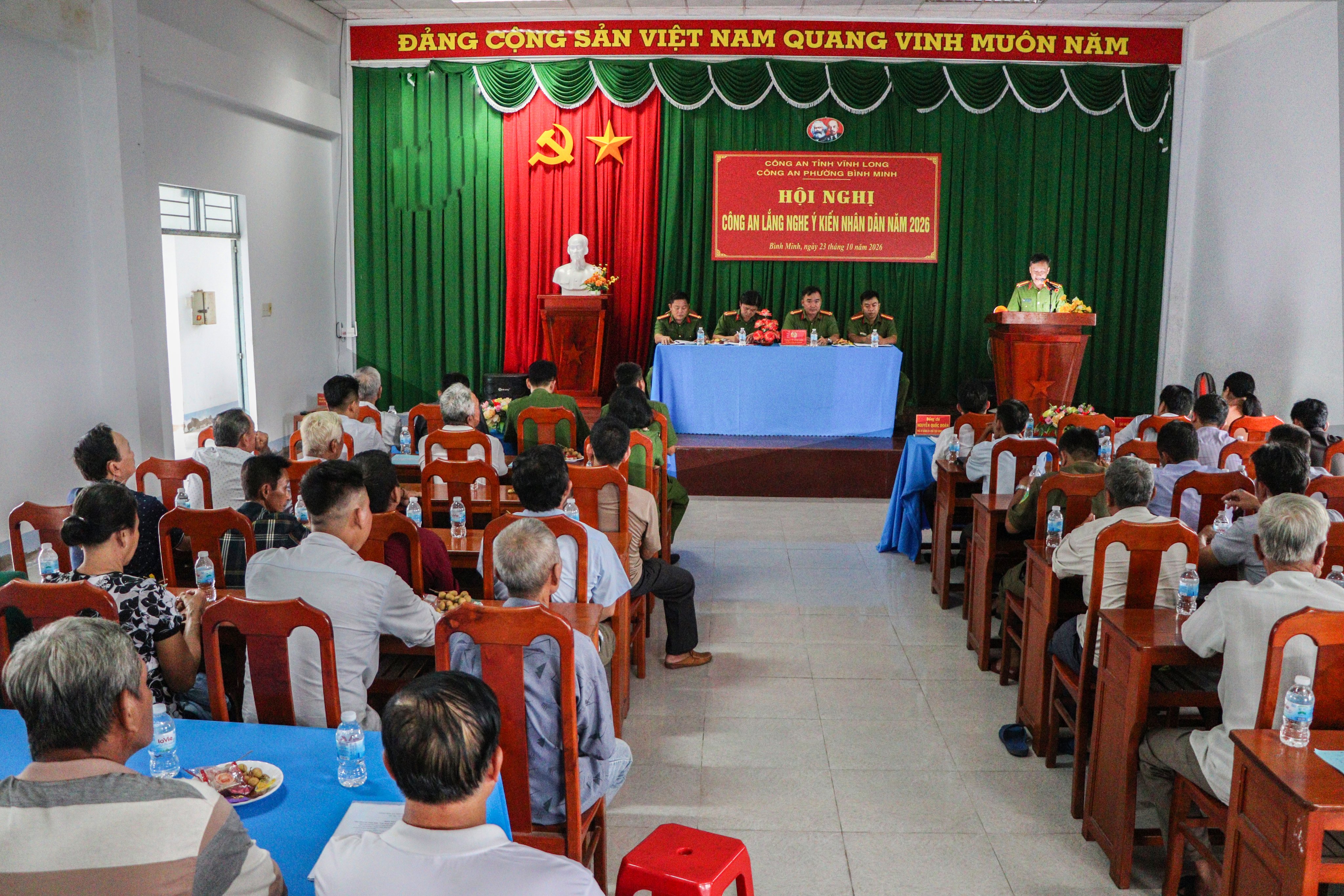 Quang cảnh hội nghị