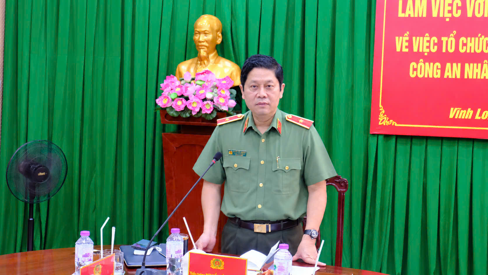 Thiếu tướng Nguyễn Hồng Nguyên